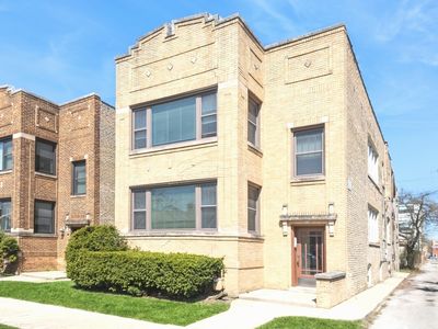 2614 W Lunt Ave, Chicago, IL, 60645