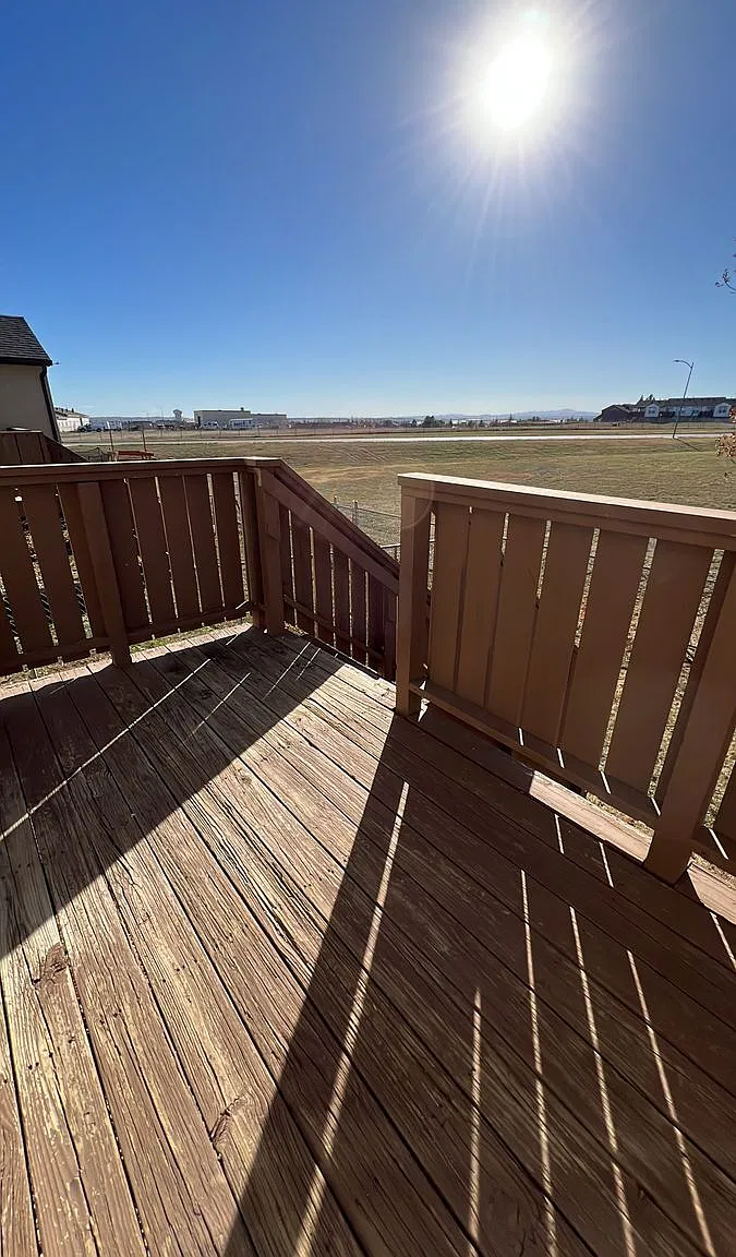 2 bed, 1.5 bath, 1066 sqft, $1,498 — Photo 2