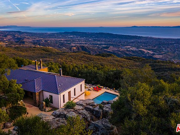 4th image of 5651 W Camino Cielo