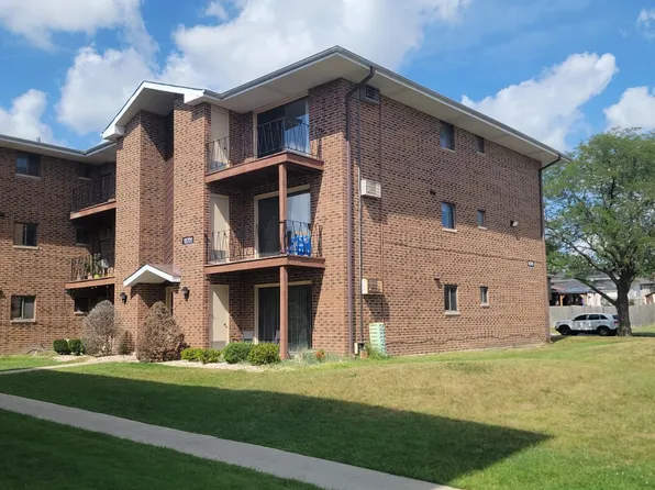 15701 Reynolds Ln #2B-R, Oak Forest, IL 60452