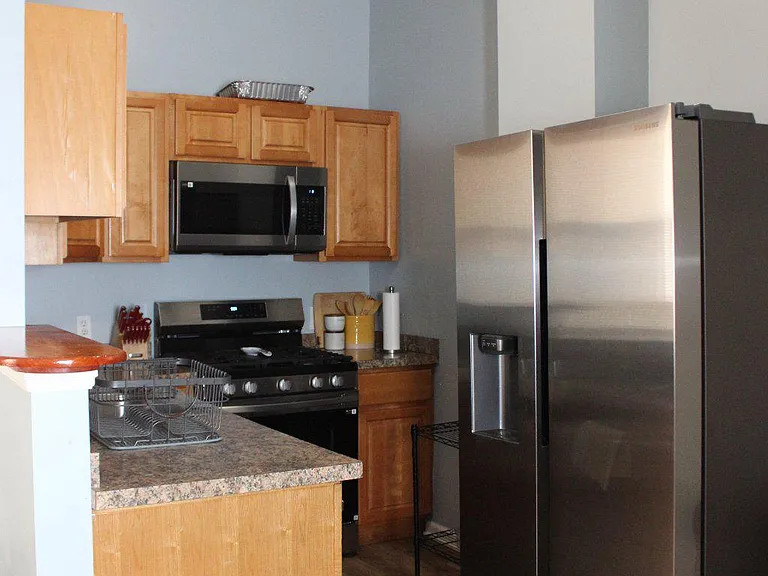2400 Duncan St #1 — Photo 9
