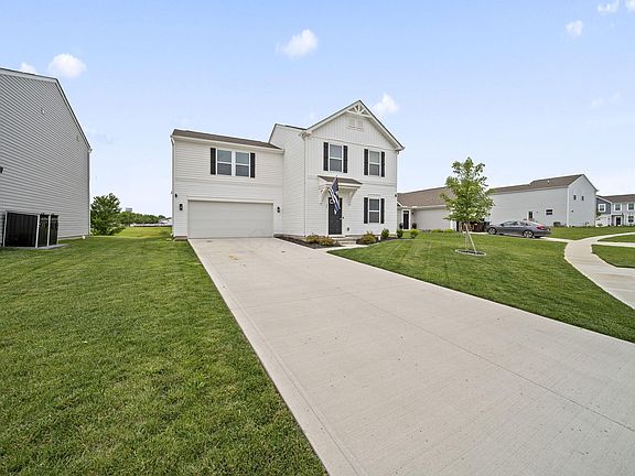 4th image of 25 Henderson Ln
