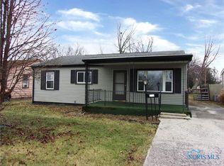 621 Davis St, Findlay, OH 45840