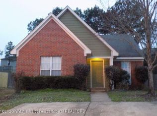 5271 Bradley Ln, Southaven, MS 38671