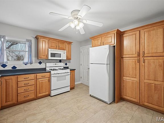 5th image of 143 Burncoate Dr