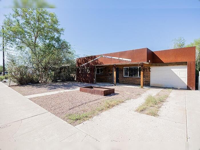 1st image of 2206 N Dayton St