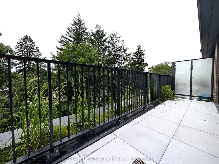 1720 Bayview Ave #508 — Photo 11