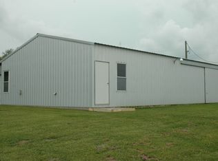 15812 Northside Dr, New London, MO 63459