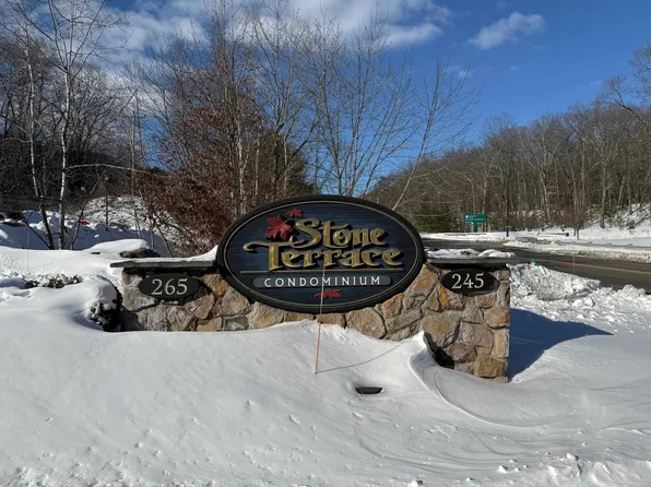 265 Edward J Roy Drive #210, Manchester, NH 03104