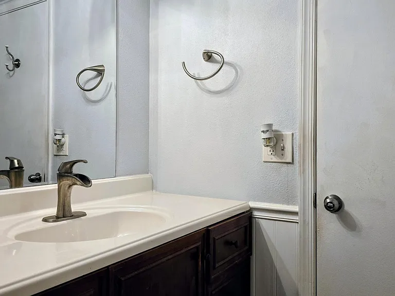 330 NE 26th Ave #3120 — Photo 18