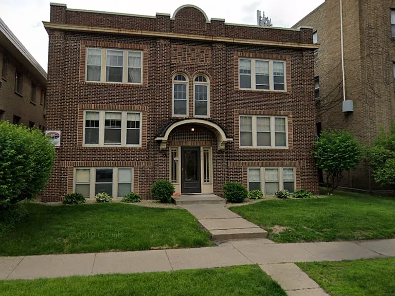 2166 Grand Ave — Photo 9