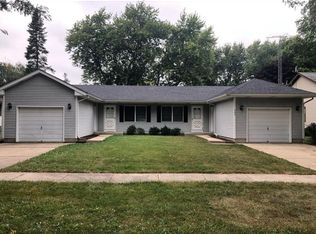 490 Park Dr, Marengo, IL 60152