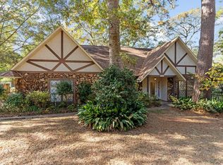 3958 Royal Oaks Dr, Tallahassee, FL 32309