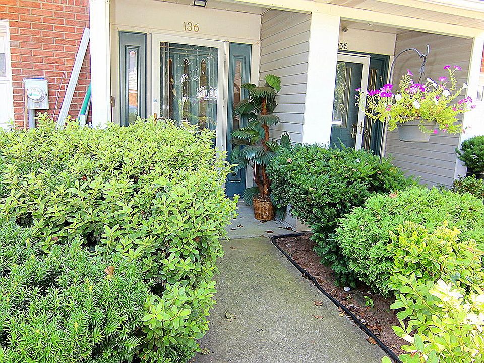 2nd image of 136 Commodore Dr
