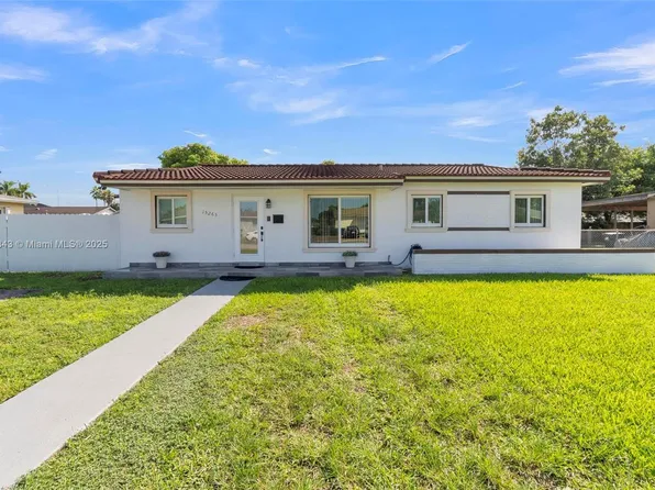 15265 SW 100th Ct, Miami, FL 33157