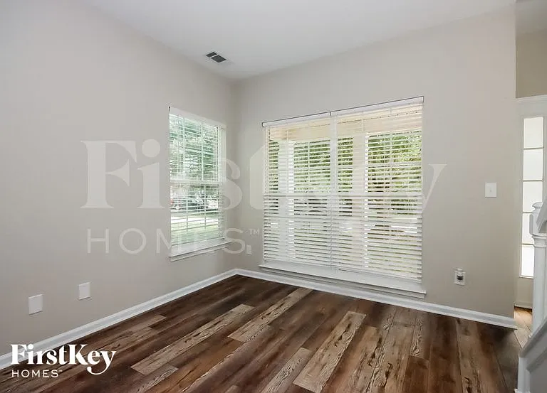 105 Meandering Way Ln — Photo 13