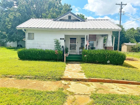 320 W 12th St, Wewoka, OK 74884