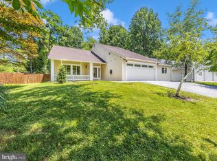 18333 Dutchess Dr, Olney, MD 20832