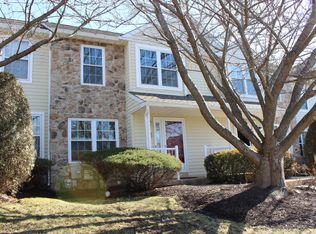 655 Shropshire Dr, West Chester, PA 19382