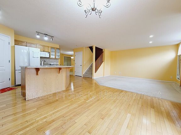 4th image of 13434 159a Ave NW
