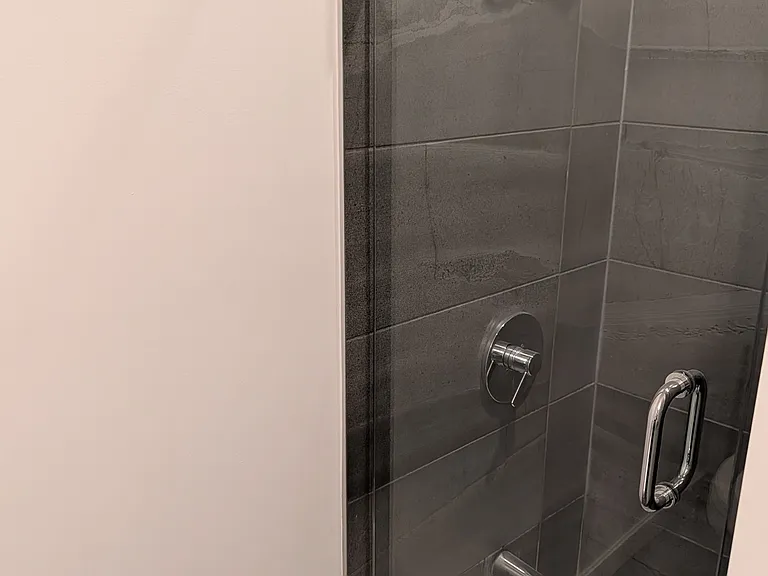 56 Manor Rd E #1711 — Photo 9
