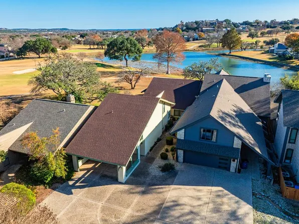 562 Fairway Dr, Kerrville, TX 78028