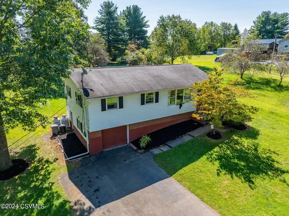 57 Cherokee Dr, Shickshinny, PA 18655