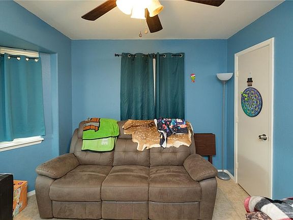 3rd image of 24832 Nelson Rd