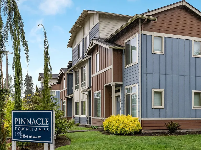 Pinnacle Townhomes — Photo 15