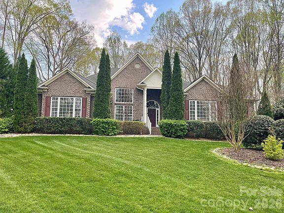 2nd image of 176 Patternote Rd