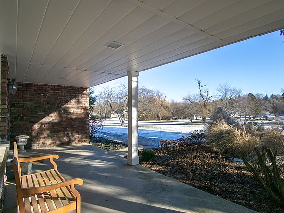 2nd image of 28922 W Bluff Ln