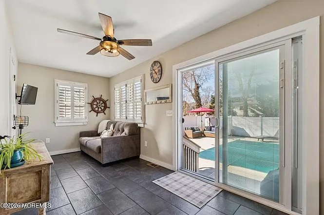 85 Coral Dr — Photo 14