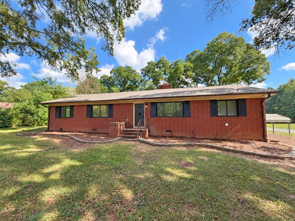 1519 Waxhaw Indian Trail Rd