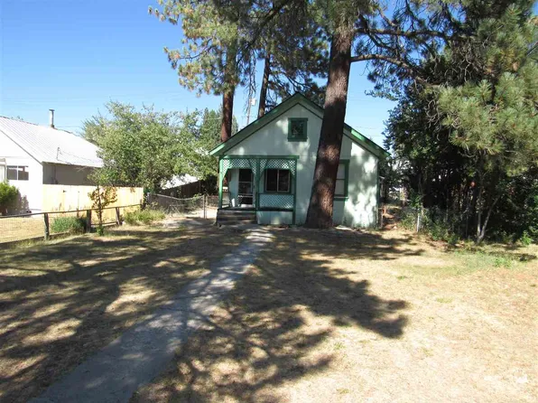 341 California St, Portola, CA 96122