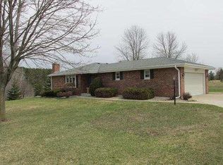 5556 Whispering Pines Dr, West Bend, WI 53095
