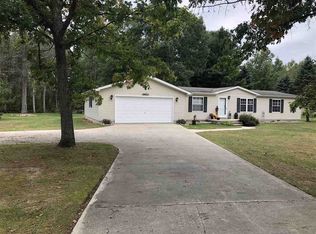 3055 Lansing Rd, Roscommon, MI 48653