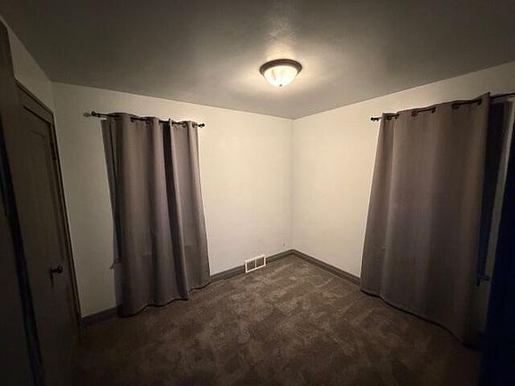 5th image of 3760 Maple St