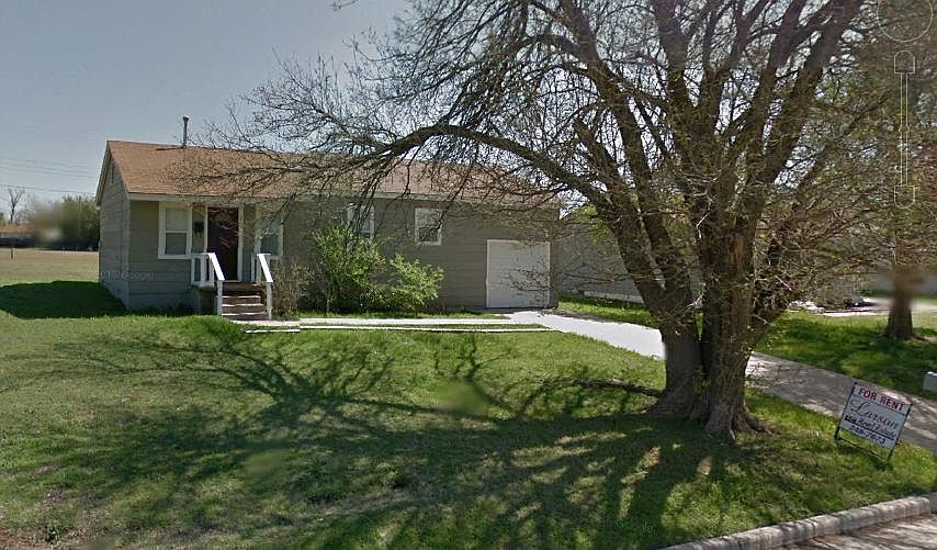 2nd image of 813 NW 34th St