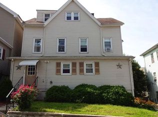 26 1/2 Jefferson St, Worcester, MA 01604