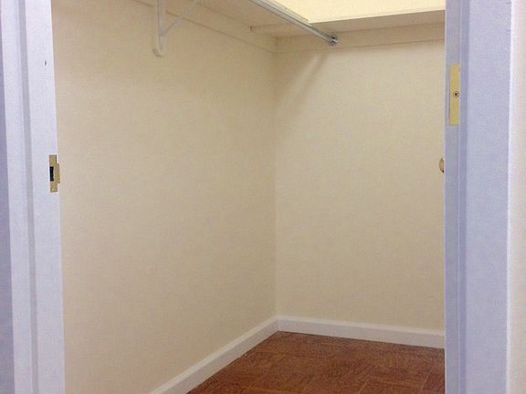 4th image of 523 Prospect Pl APT 213
