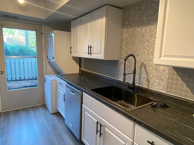 7376 Country Brook Dr #7376 — Photo 5