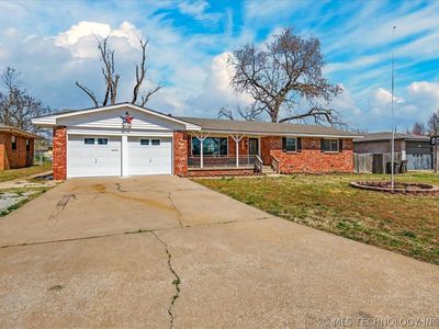 4100 Wayside Dr, Bartlesville, OK, 74006