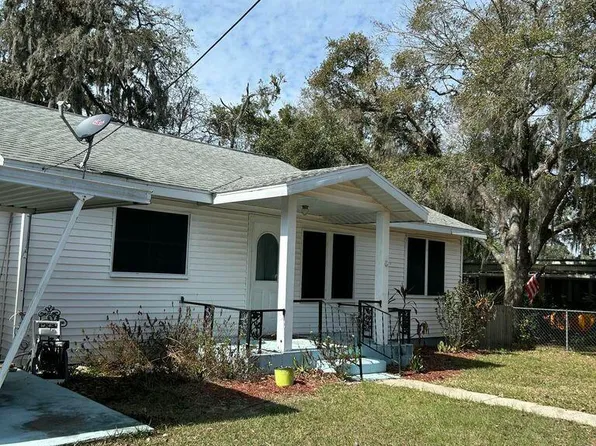 221 N Line Ave, Inverness, FL 34450