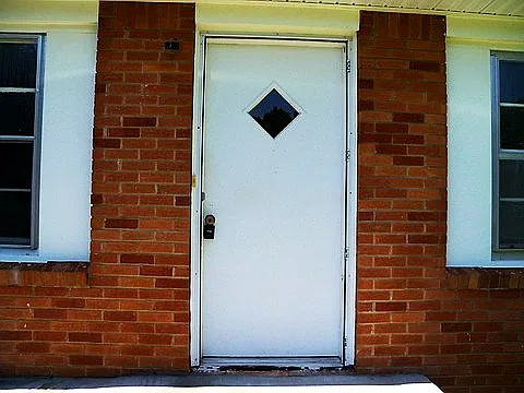 4 bed, 1352 sqft, $1,495 — Photo 2