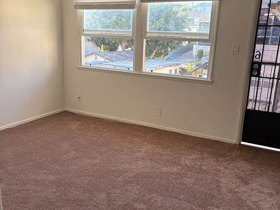 2018 Carnegie Ln #6