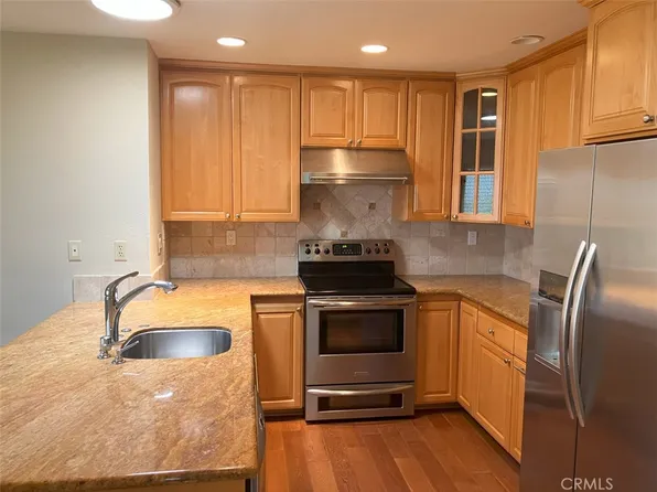 99 Hilltop Cir, Rancho Palos Verdes, CA 90275