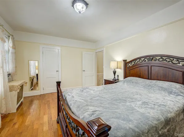 161-10 84th Avenue image 25 of 44