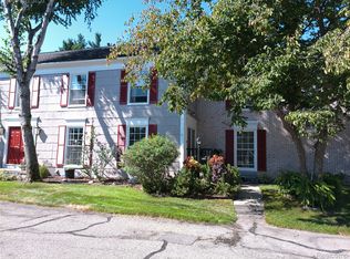 1437 Lantern Ln, Rochester, MI 48306