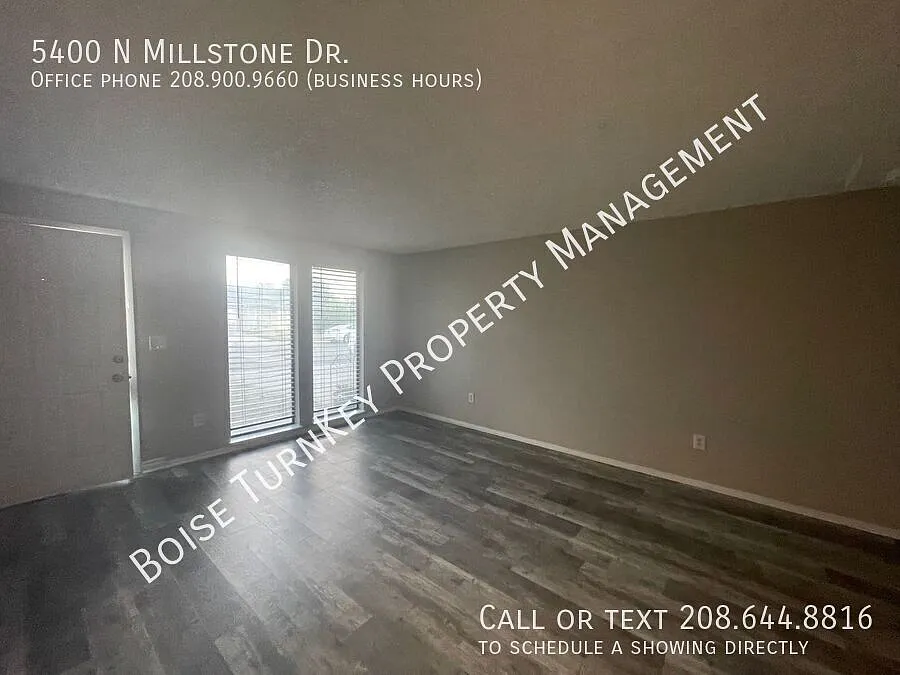 2 Bed 1 Bath Home Near Garden City Fairgrounds! — Photo 3