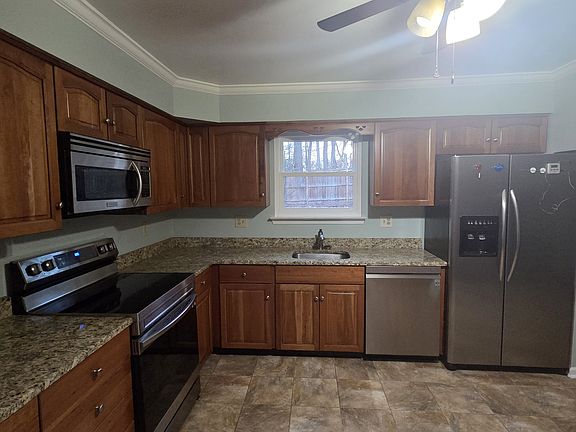 4th image of 18215 Linton Ct